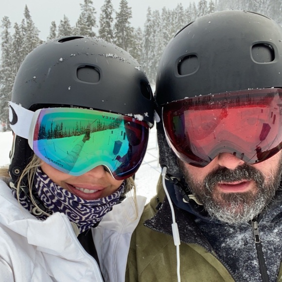 Meet your Posher, Courtney - Picture 2 of 5